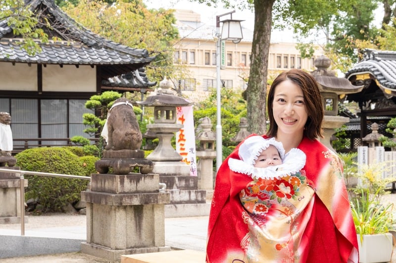 神社の境内でのお宮参り出張撮影の作例7